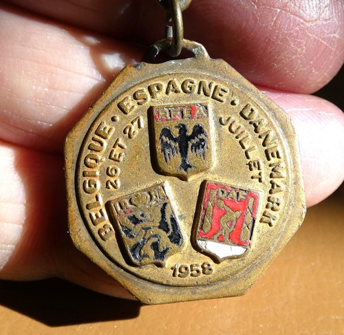 Ancien rare porte clé juillet - ancien,