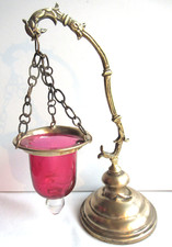 Lampe veilleuse  d'autel, Napoléon III, Laiton, bronze et verre rouge