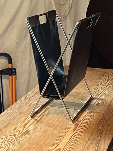 Vintage magazine rack - ⭐️,