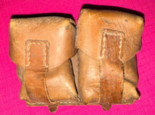 Militaria : Cartouchière cuir marron 2 compartiments  N° 7