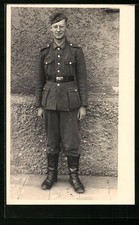 Photo-AK Soldat De L'Armée En