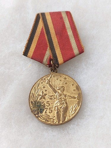 Une médaille urss 30 - médaille, /