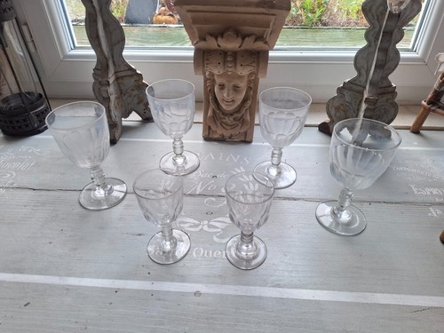 Grands verres 2 petits - et,