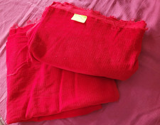 VINTAGE  2 COUPONS DE TISSU VELOURS COTTELE ROUGE 148 X 148 CM ET 147 X 123 CM