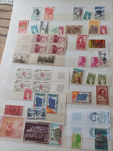 Lot 1900 timbres neuf - timbres,