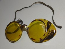 -ANCIENNE PAIRE de LUNETTES VINTAGE AUTOMOBILISTE MOTOCYCLISTE Façon ECAILLE  D