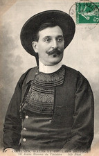 CPA COSTUMES ET MOEURS/COSTUMES BRETONS/JEUNE HOMME DU FINISTERE