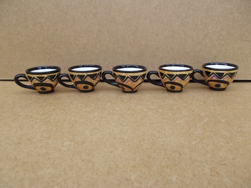 Petites tasses liqueur en - petites,