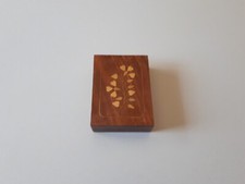 Très belle boite en bois