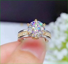 Bague de fiançailles solitaire en diamant simulé de taille ronde 2 carats...
