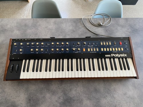 Vends korg polysix avec kit - avec,