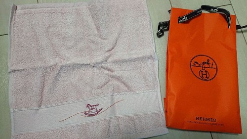Serviette rose broderie - , cheval