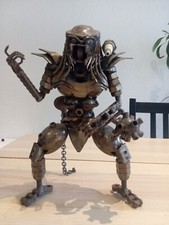 Figurine Predator Mécanique 30 cm – Pièce Unique et Artisanale – Collector