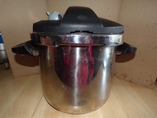 autocuiseur LAGUIOLE boutique inox induction ( 24 cm diamètre et 29 cm haut )