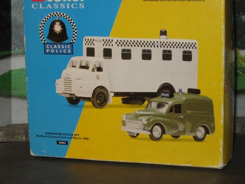 Corgi toys bedford - toys, morris