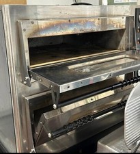 four a pizza 2 étages bonne état général 