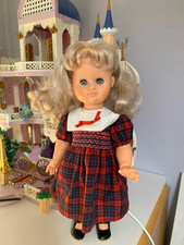 POUPÉE EMILIE MODES ET TRAVAUX