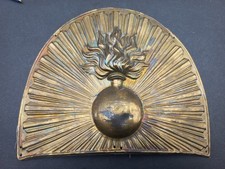 2153/MILI - Plaque de bonnet d'ourson de grenadier