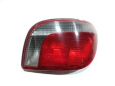 FEU ARRIERE DROIT 8155052130