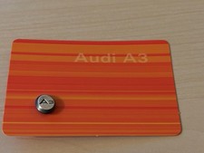 MINI PIN'S LAPEL PIN CAR AUTO VOITURE LOGO EMBLEME AUDI A3 AVEC SA CARTE