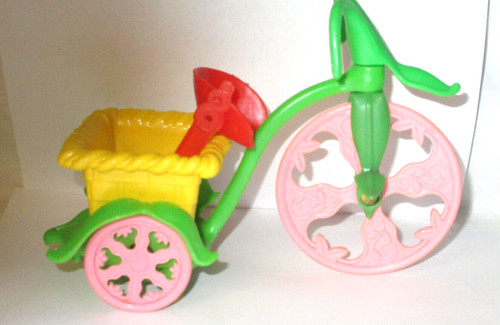 Vintage 1982 strawberry - 1982,