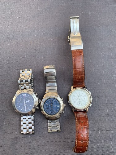 Lot montres vintage une - 3,
