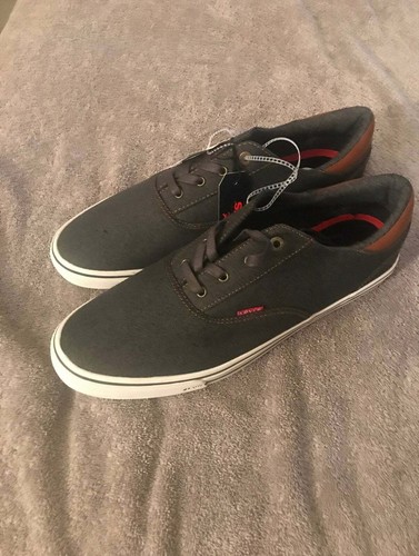 Nwt size levi - nwt, 13