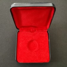 BOITE VIDE POUR PETITE MEDAILLE 20mm / LES RUSSES / 6*6*2cm