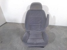 8904QV siége avant droit pour