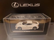 MINICHAMPS Lexus LFA échelle