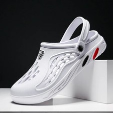 Sandales légères d'été pour hommes, chaussures décontractées, sabots troués.