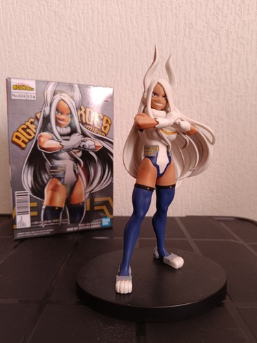 Figurine rumi usagiyama avec - rumi,