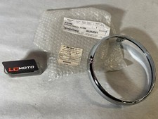 ENTOURAGE DE PHARE MOTO-GUZZI