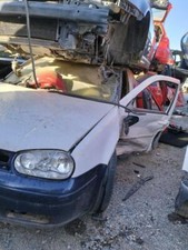 enjoliveur pare-choc avant