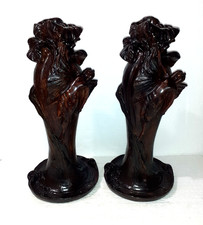 DEUX HAUTES CASSOLETTES EN