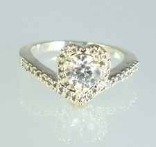 Blanc Diamant Solitaire 1.12 CT Forme Coeur Rond Brillant Coupe Bague Certifié