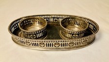 Base de porte huilier vinaigrier, métal argenté, époque victorienne fin XIXème,