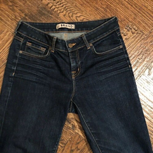 Brand straight leg - j,