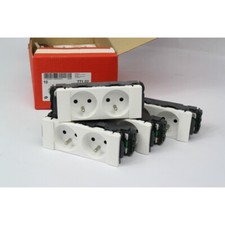 pack of 4 Prise double legrand