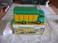 BERLIET GAK bétaillère avec 2 Vaches Dinky-Toys Atlas réf 577 1/43 en Boite