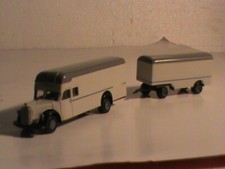 ensemble routier BREKINA/CAMION MERCEDES CAPUCINE/ET REMORQUE/ ANCIEN