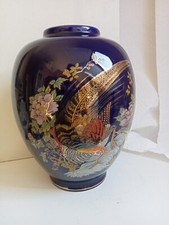 vase asiatique en faience bleu
