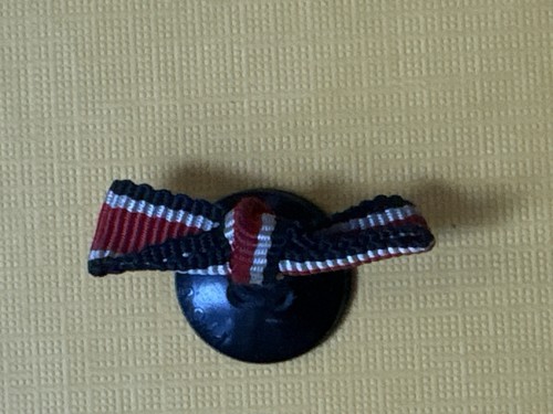 Boutonnière croix fer - de,