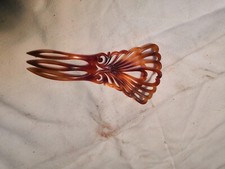 Joli Ancien peigne à cheveux belle matière . chignon .soirée .Costume .Lot 108