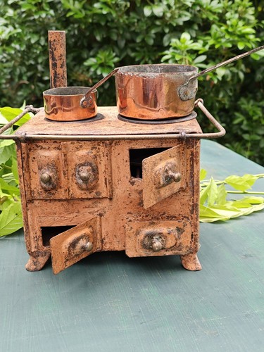 Jouet ancien cuisiniere en - ancien,