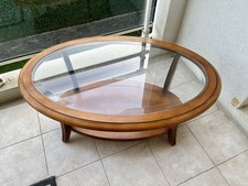 Table basse ovale en bois et