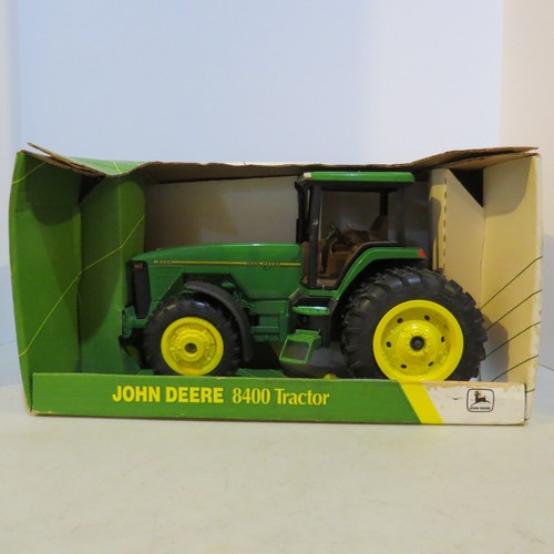 Ertl john deere 8400 tractor - 8400,