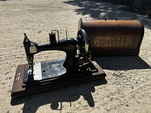 Helvetia machine coudre - à,