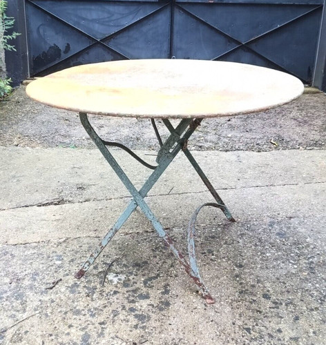 Ancienne table de - 97, cm