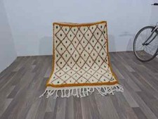 Costume tapis blanc marocain -